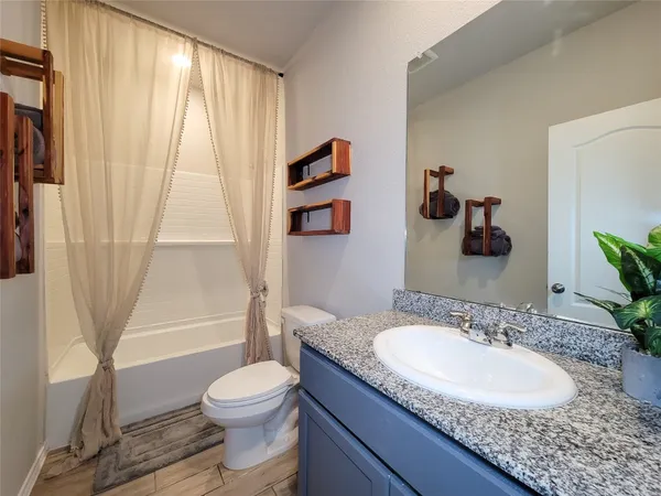 $2,000 | 24802 Winema Wds Lane, Houston, TX 77336