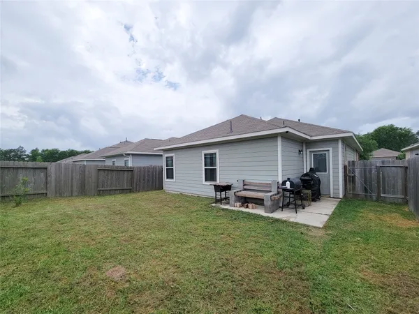 $2,000 | 24802 Winema Wds Lane, Houston, TX 77336