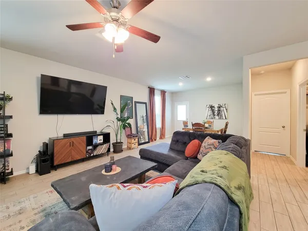 $2,000 | 24802 Winema Wds Lane, Houston, TX 77336