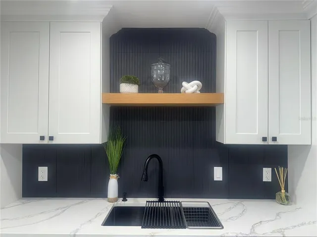 $359,500 | 2070 Seminole Boulevard, Melbourne, FL 32904