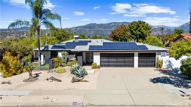 $1,275,000 | 207 East Blue Mountain Way, Claremont, CA 91711