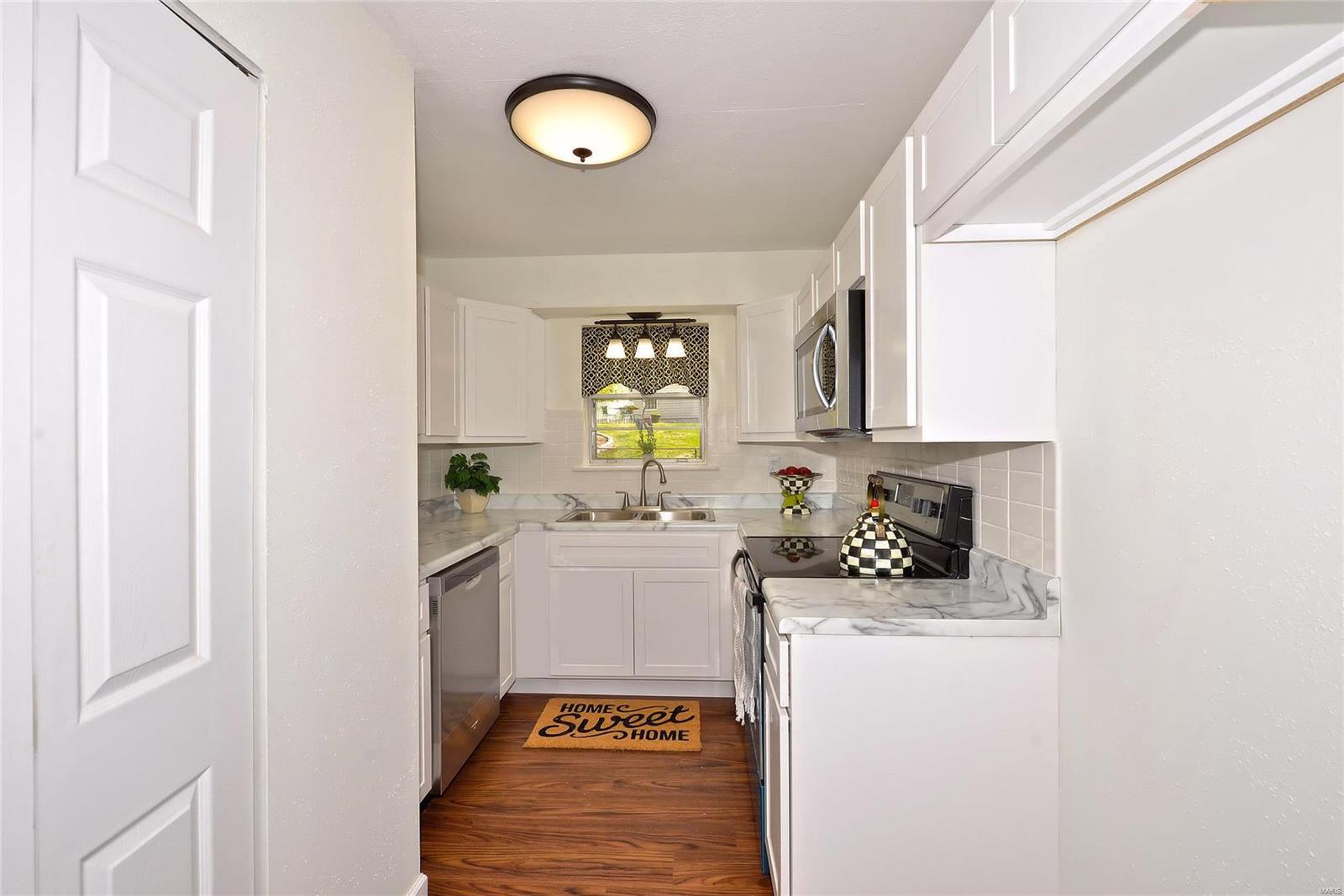 1626 Grant Road St. Louis, MO 63119 - Photo 8 of 18 Gallery Image 8