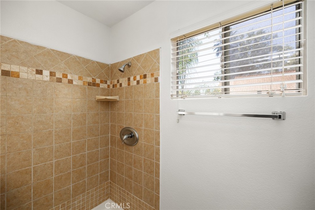30343 Deer Meadow Road Temecula, CA 92591 - Photo 21 of 33