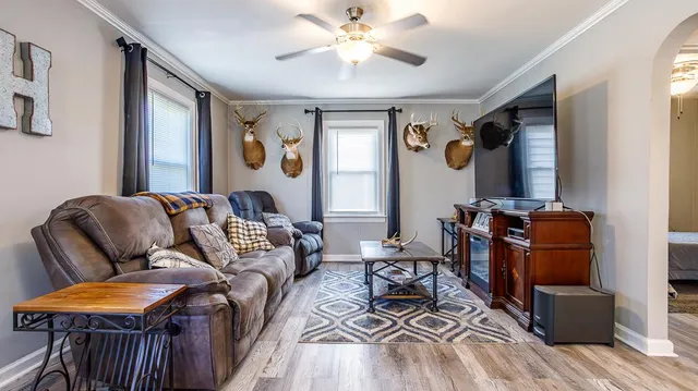 $174,900 | 2806 Vermont Avenue, Connersville, IN 47331