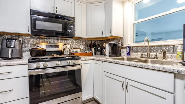 $174,900 | 2806 Vermont Avenue, Connersville, IN 47331