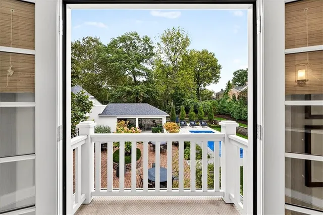 $3,750,000 | 1055 West 54th Street, Kansas City, MO 64113