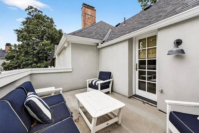 $3,750,000 | 1055 West 54th Street, Kansas City, MO 64113