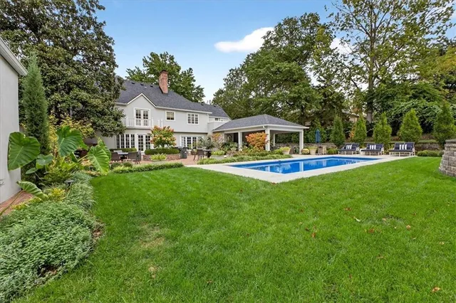 $3,750,000 | 1055 West 54th Street, Kansas City, MO 64113