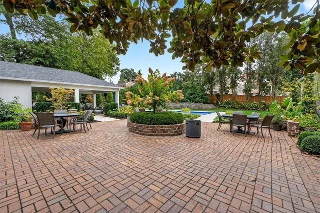 $3,750,000 | 1055 West 54th Street, Kansas City, MO 64113