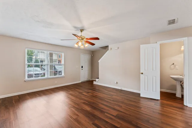 $259,900 | 304 Shoshone Place, Murfreesboro, TN 37128