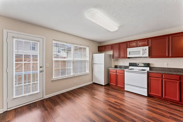 $259,900 | 304 Shoshone Place, Murfreesboro, TN 37128