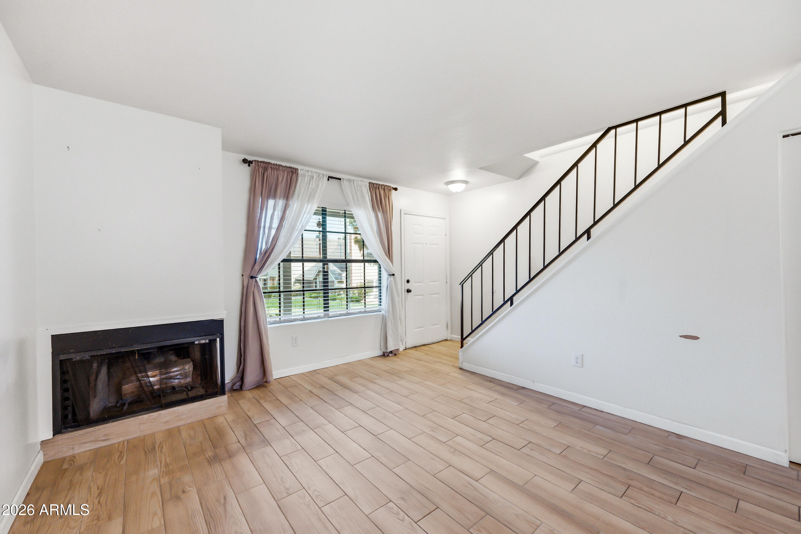 9831 South 48th Way, Unit 5 Phoenix, AZ 85044 - Photo 14 of 17 5-9831S48W5-ocupix-