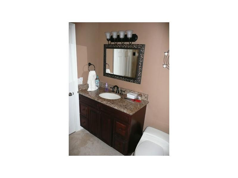7796 Travelers Tree Drive Boca Raton, FL 33433 - Photo 10 of 14 Bathroom