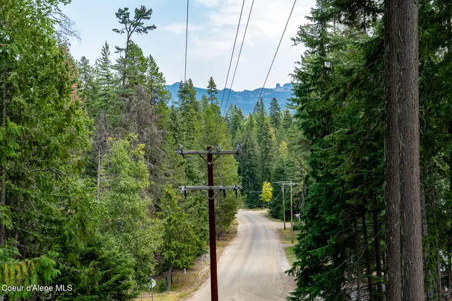 $600,000 | 3713 Reeder Bay Road, Nordman, ID 83848