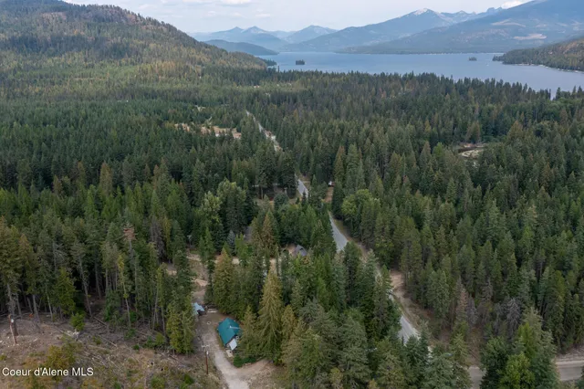 $600,000 | 3713 Reeder Bay Road, Nordman, ID 83848