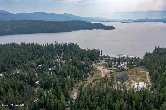 $600,000 | 3713 Reeder Bay Road, Nordman, ID 83848