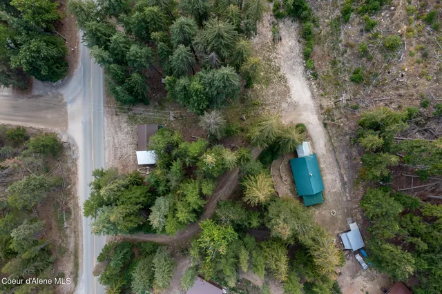 $600,000 | 3713 Reeder Bay Road, Nordman, ID 83848