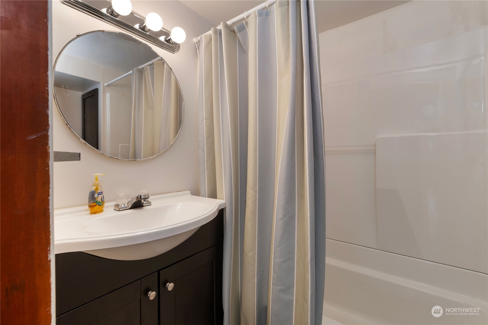 11801 Northeast North Shore Road Belfair, WA 98528 - Photo 27 of 39 Gallery Image 27