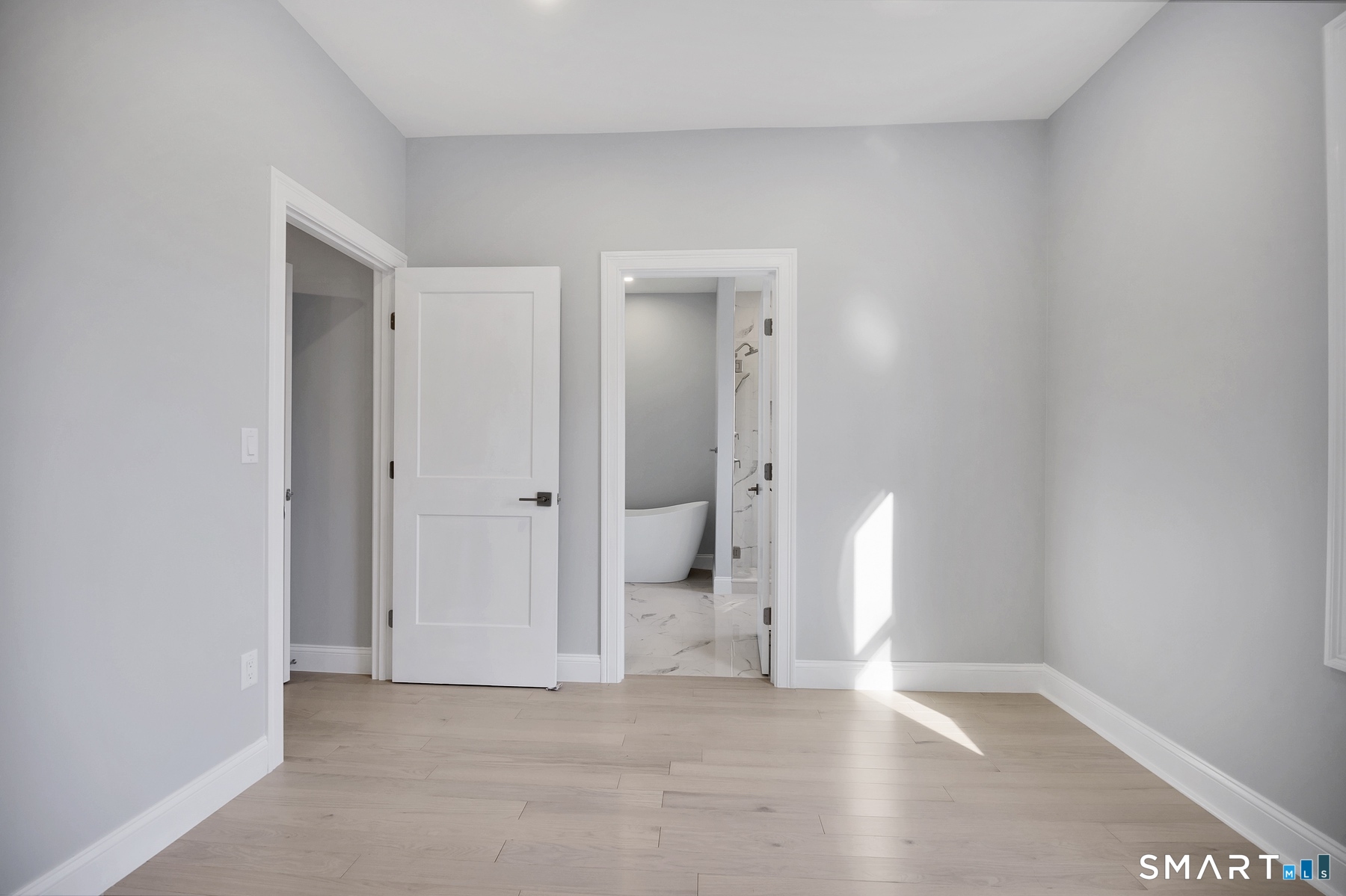 123 Scott Road East Lyme, CT 06333 - Photo 24 of 40