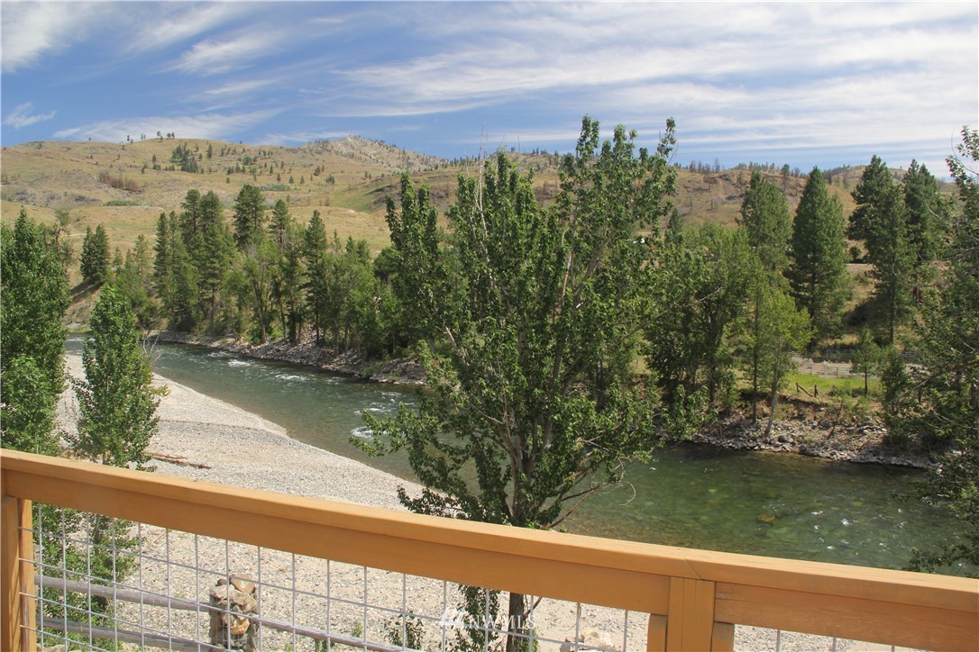 346 Twisp Carlton Road Carlton, WA 98814 - Photo 3 of 25 Gallery Image 3