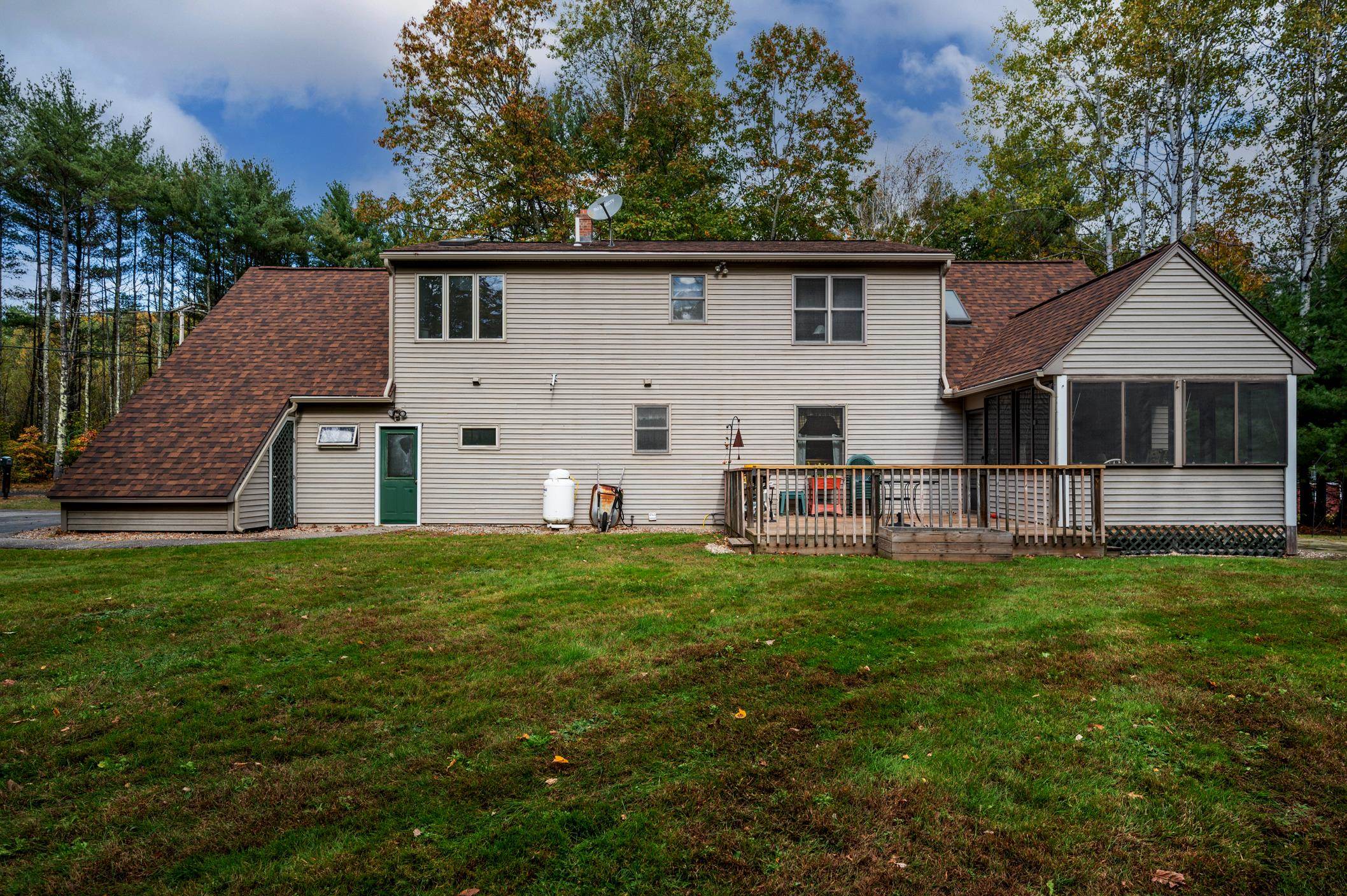 39 Colby Road Moultonborough, NH 03254 - Photo 4 of 35