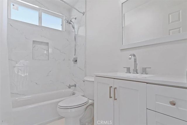 $8,250 | 24649 Cll Largo, Calabasas, CA 91302