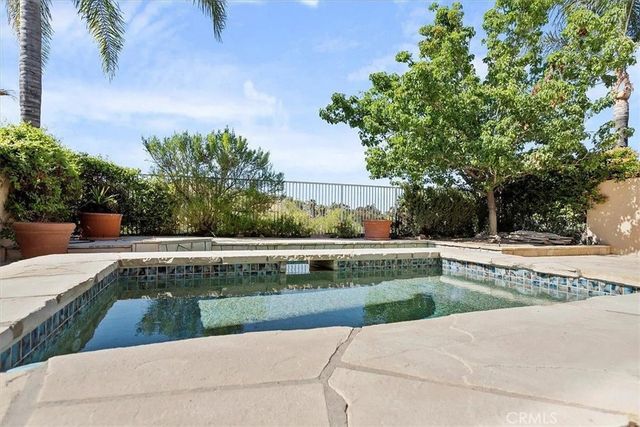 $8,250 | 24649 Cll Largo, Calabasas, CA 91302