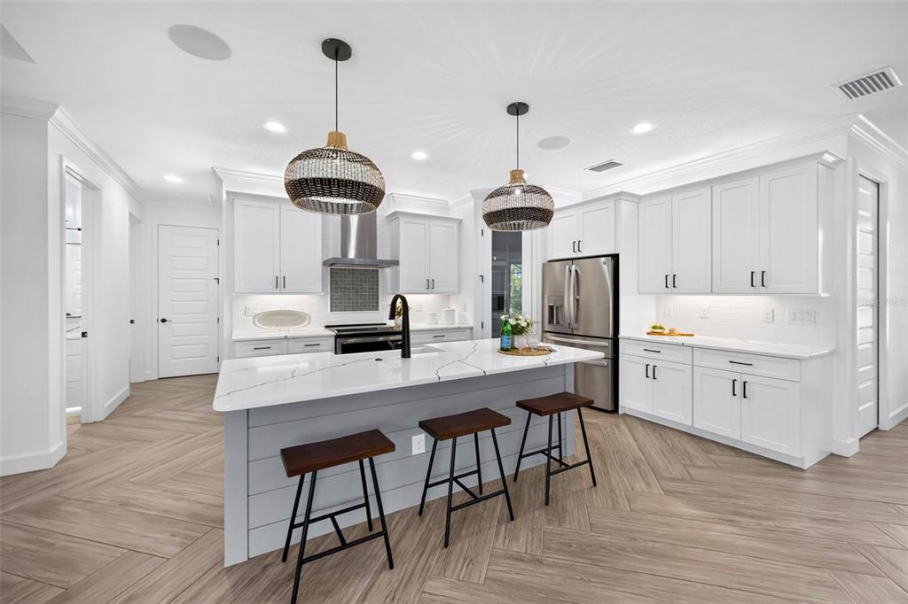 96 Par View Road Rotonda West, FL 33947 - Photo 16 of 57 Gallery Image 16