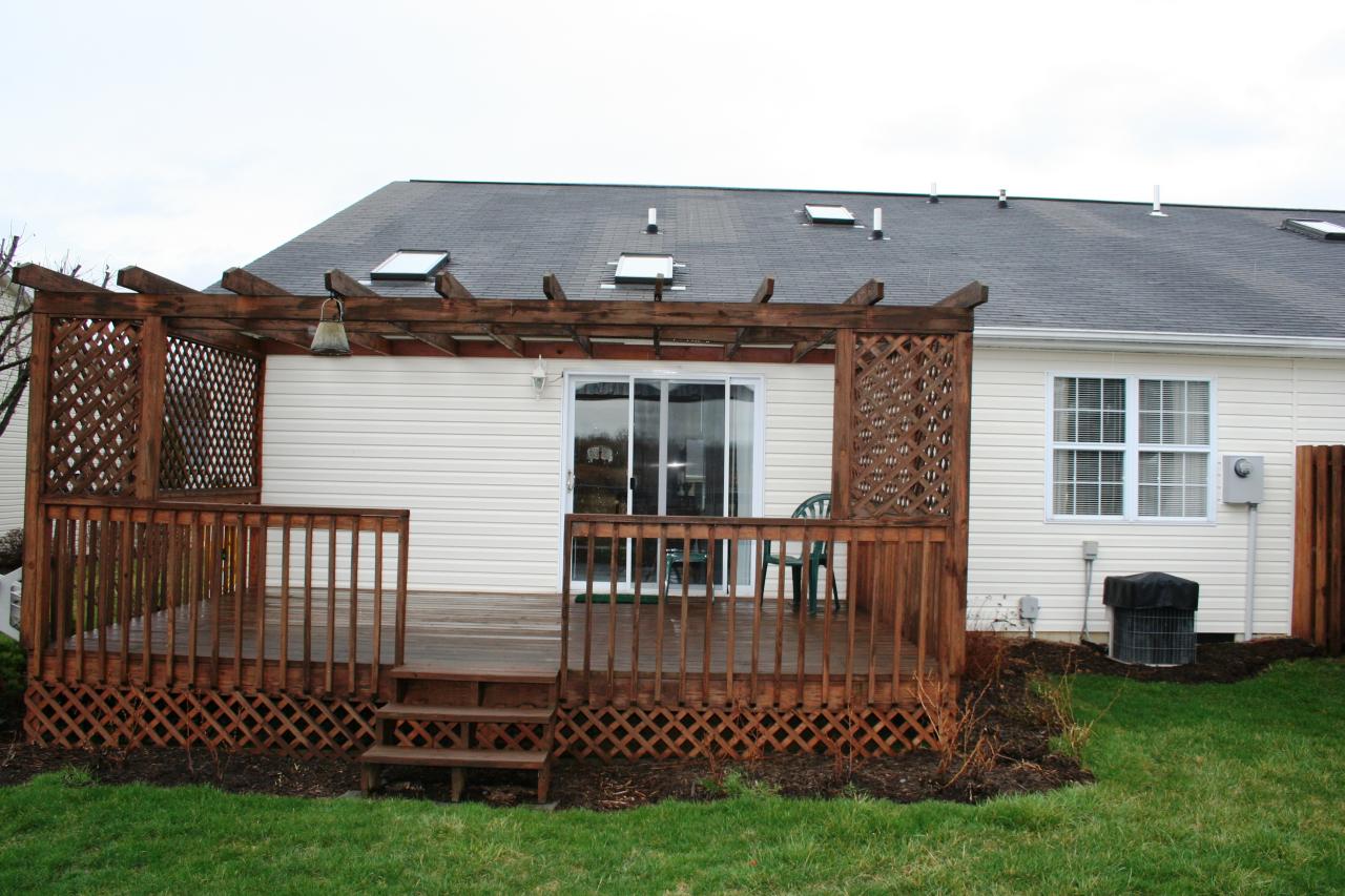 45 Village Road Lewisburg, WV 24901 - Photo 5 of 31 Back view & deck pic 3