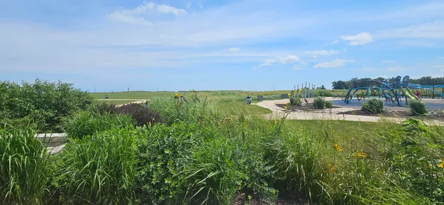 $799,900 | 4238 Lk Vista Boulevard, Oak Creek, WI 53154