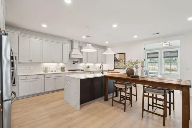 $659,990 | 4 Cherrywood Drive, Summerville, SC 29483