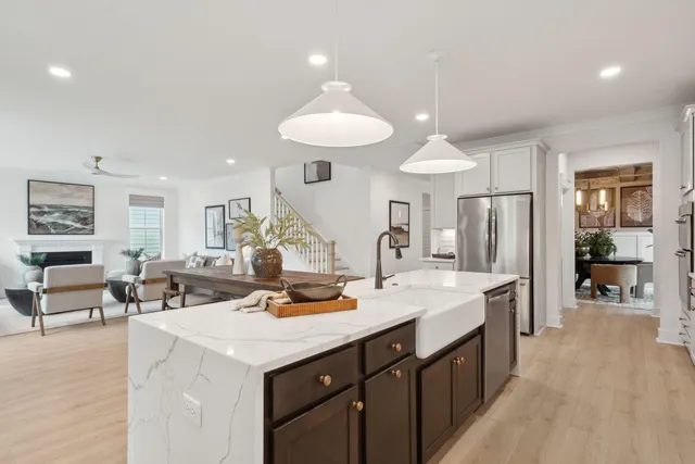 $659,990 | 4 Cherrywood Drive, Summerville, SC 29483