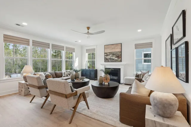 $659,990 | 4 Cherrywood Drive, Summerville, SC 29483