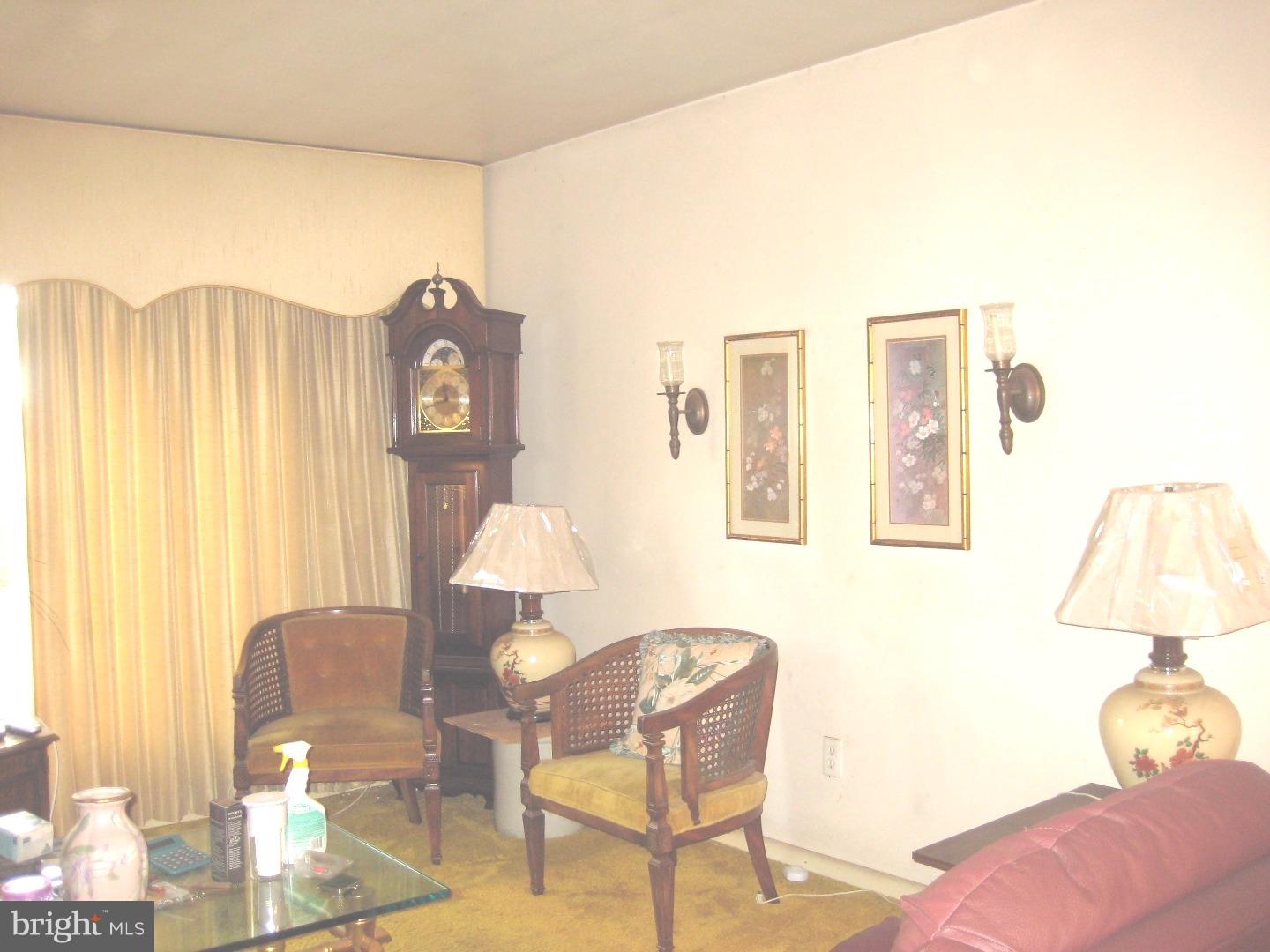824 Spring City Road Phoenixville, PA 19460 - Photo 2 of 15