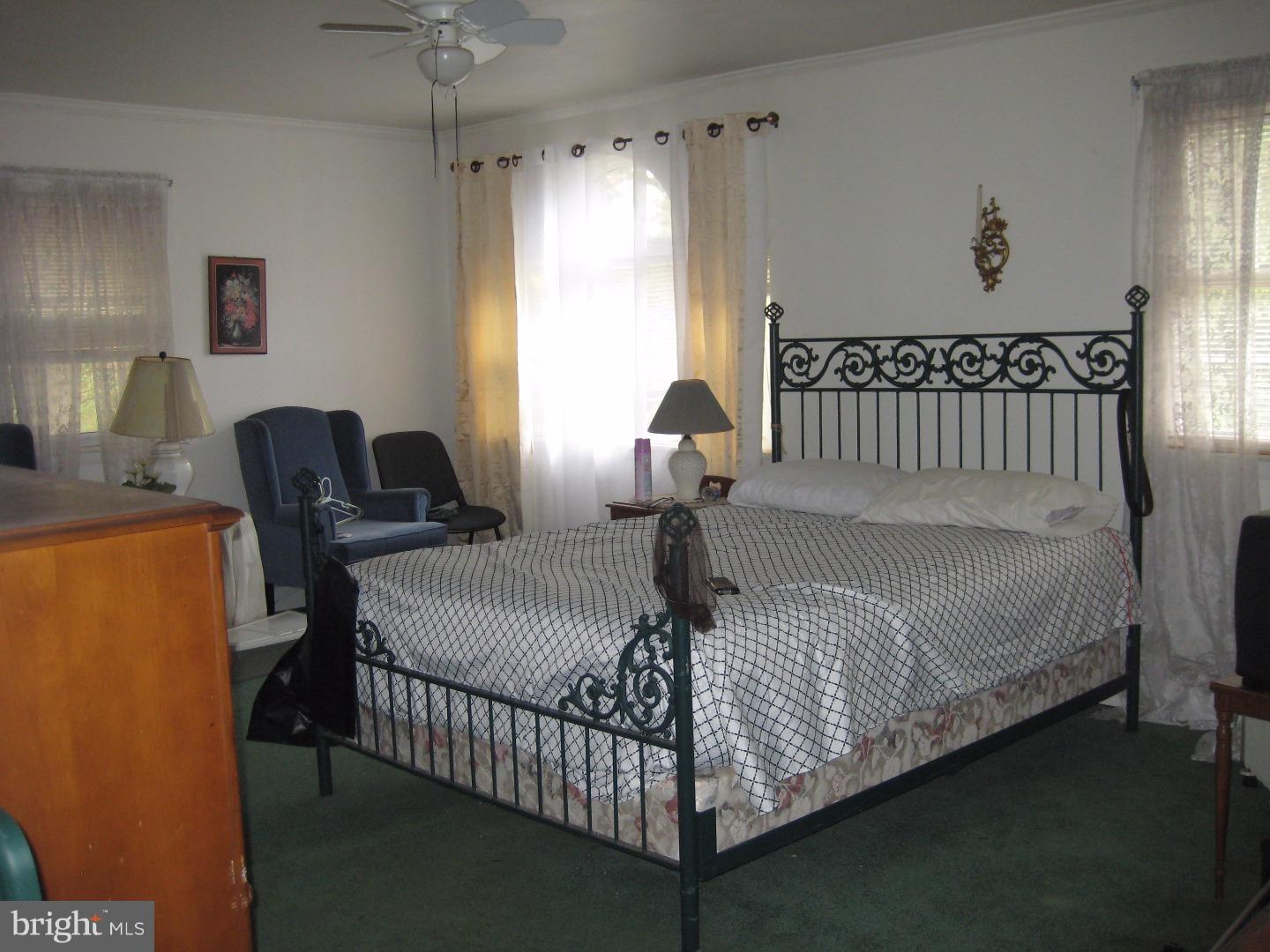 824 Spring City Road Phoenixville, PA 19460 - Photo 8 of 15