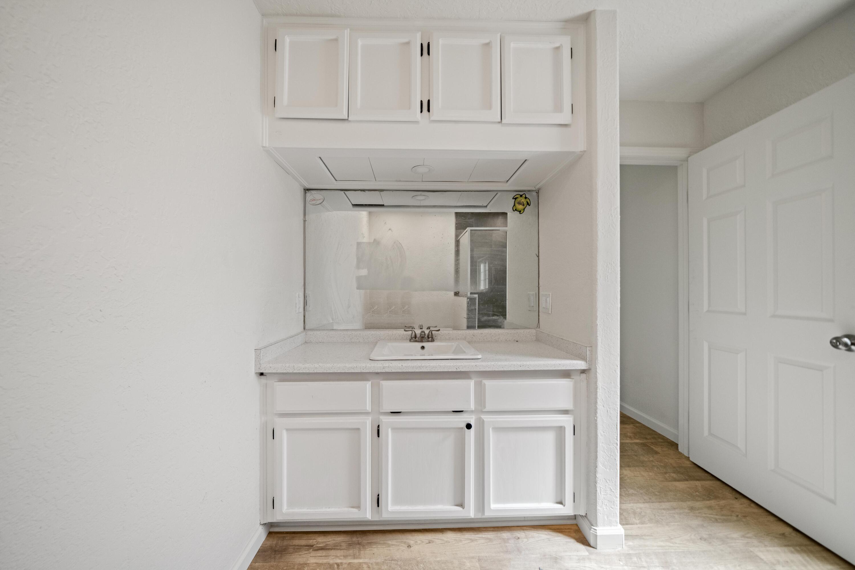 1330 Scenic Way Redding, CA 96001 - Photo 21 of 37 IMG-21