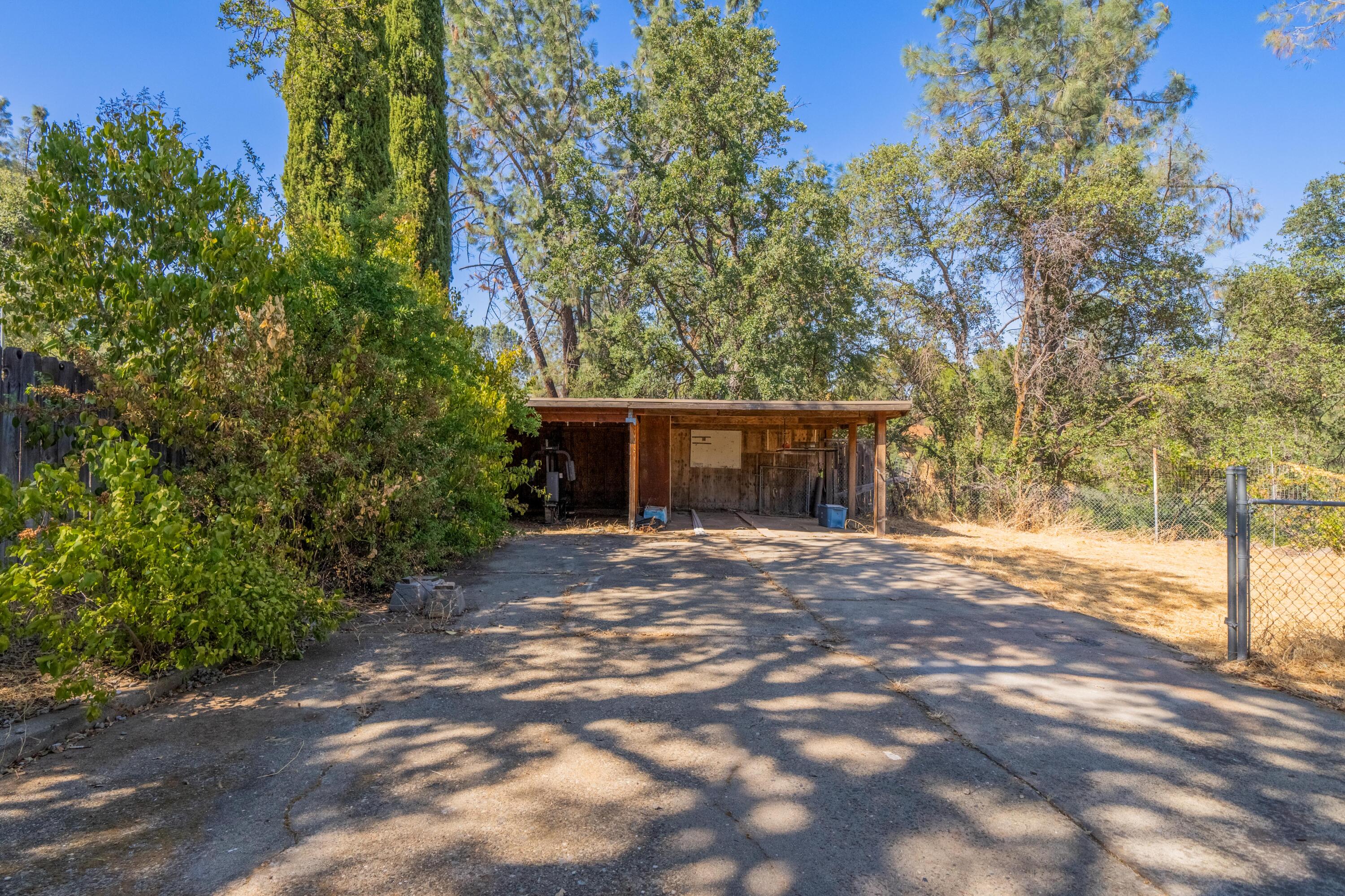 1330 Scenic Way Redding, CA 96001 - Photo 33 of 37 IMG-33