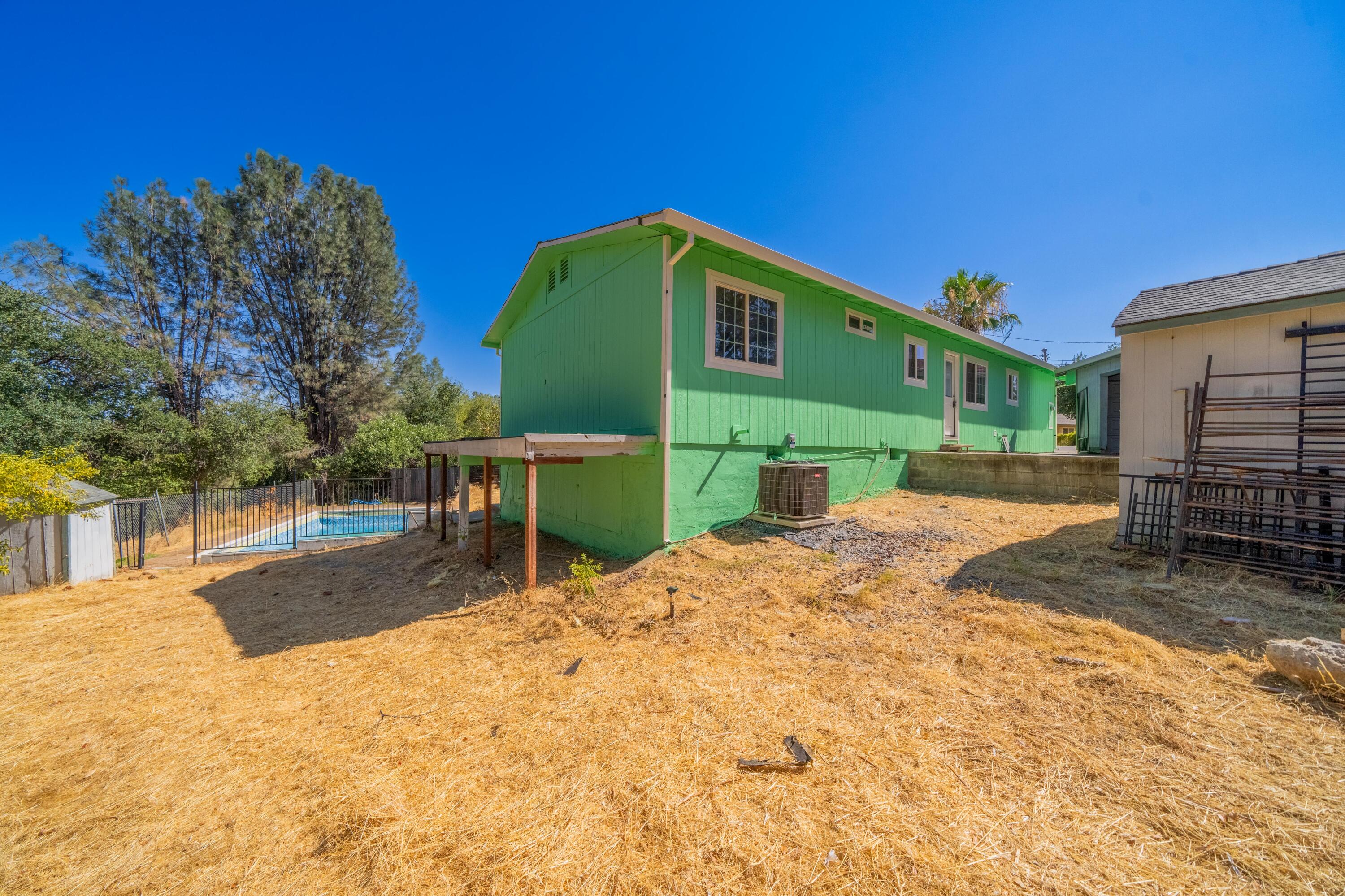 1330 Scenic Way Redding, CA 96001 - Photo 35 of 37 IMG-35