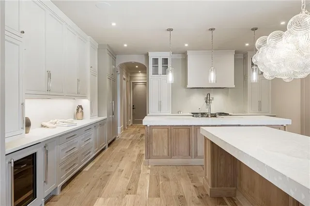 a view of walk in closet