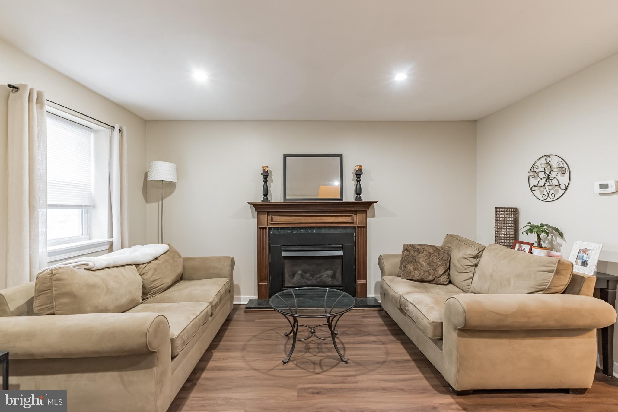 8733 Sagamore Road Philadelphia, PA 19128 - Photo 5 of 32 Gallery Image 5