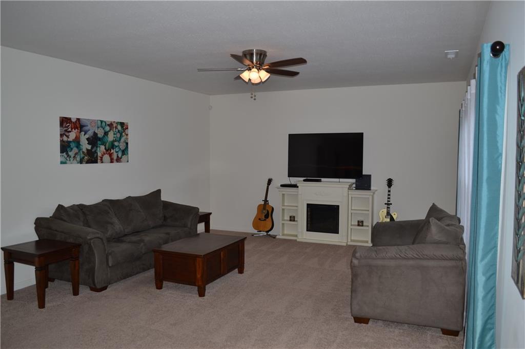 2504 Autumn Road Indianapolis, IN 46229 - Photo 12 of 31