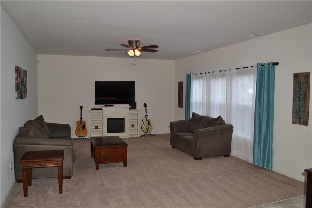 2504 Autumn Road Indianapolis, IN 46229 - Photo 13 of 31