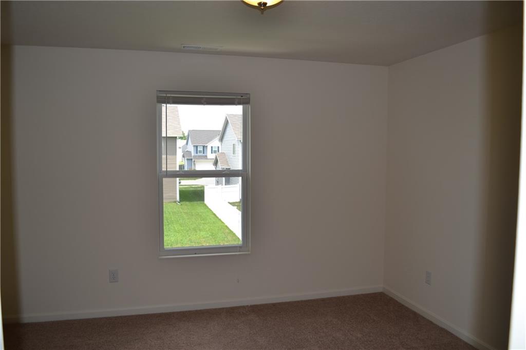2504 Autumn Road Indianapolis, IN 46229 - Photo 16 of 31