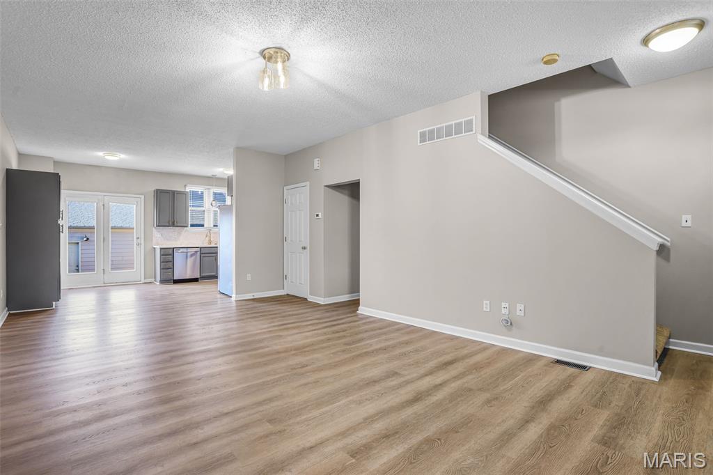 3308 Domain Street St. Charles, MO 63301 - Photo 14 of 40