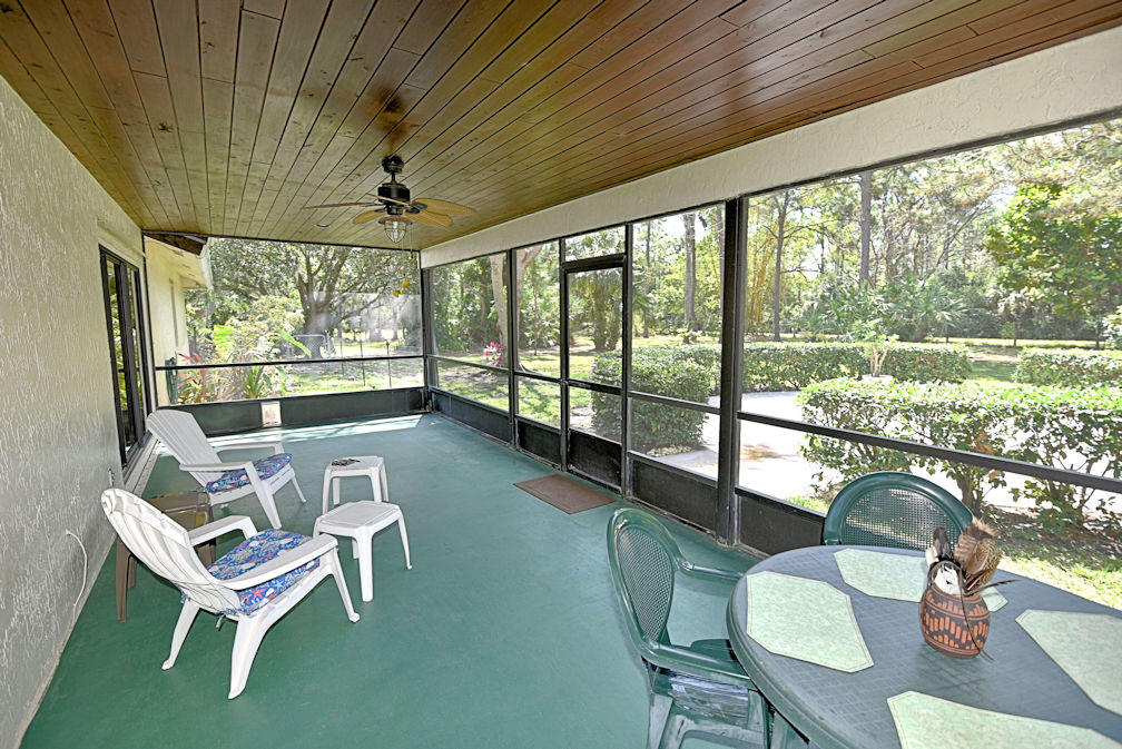 13154 165th Road North Jupiter, FL 33478 - Photo 25 of 25 Screened porch (2)
