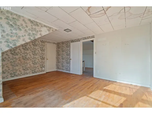 $249,000 | 412 Gardner Avenue, Drain, OR 97435