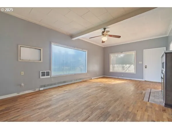 $249,000 | 412 Gardner Avenue, Drain, OR 97435