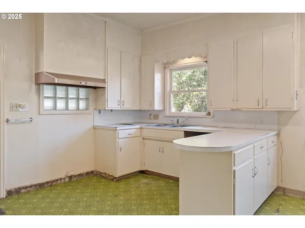 $249,000 | 412 Gardner Avenue, Drain, OR 97435