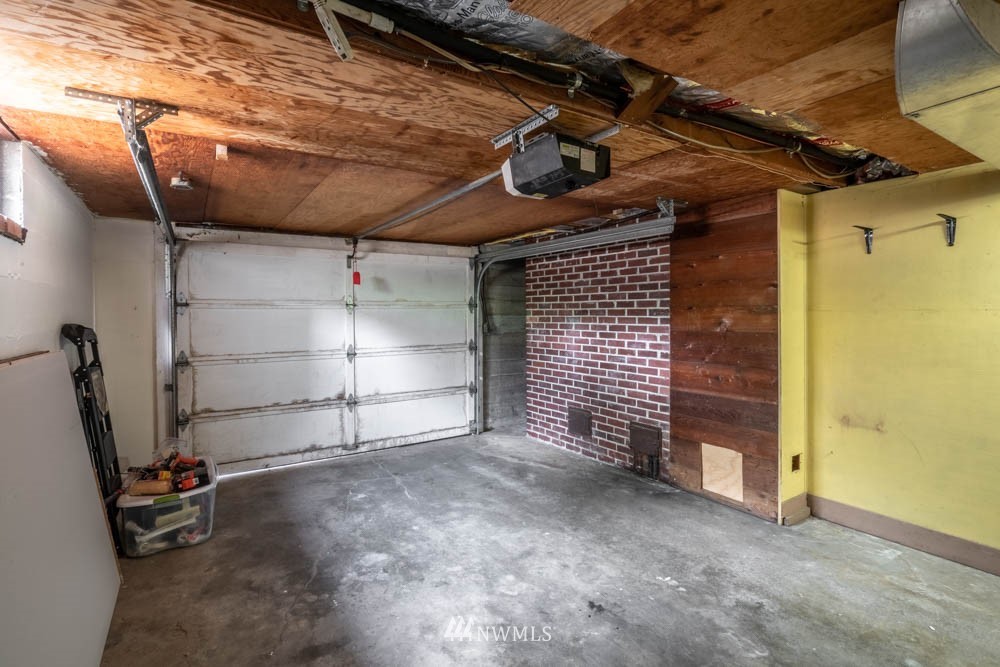 11481 Walker Road Mount Vernon, WA 98273 - Photo 32 of 38 a view of empty room with wooden walls