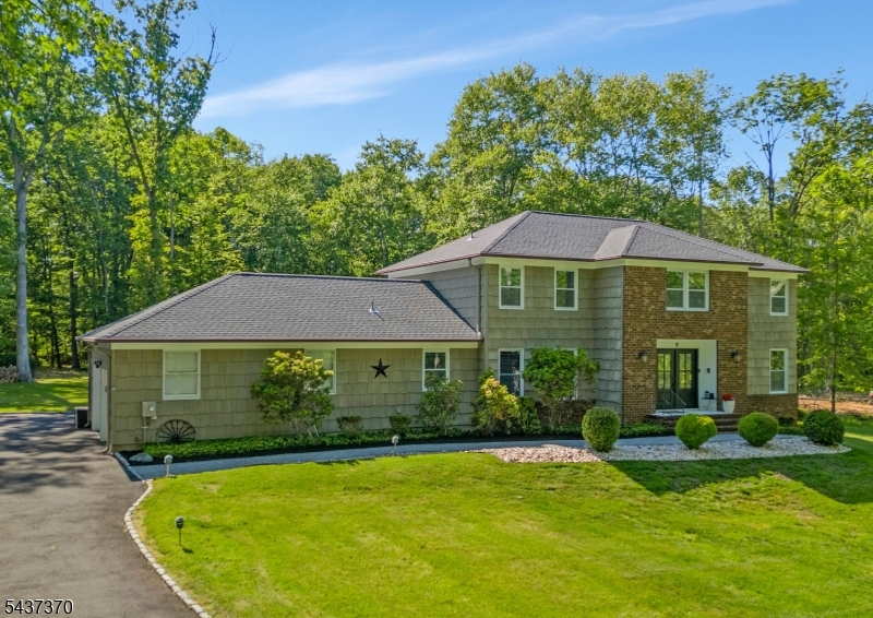 9 Grouse Road Warren, NJ 07059 - Photo 1 of 43